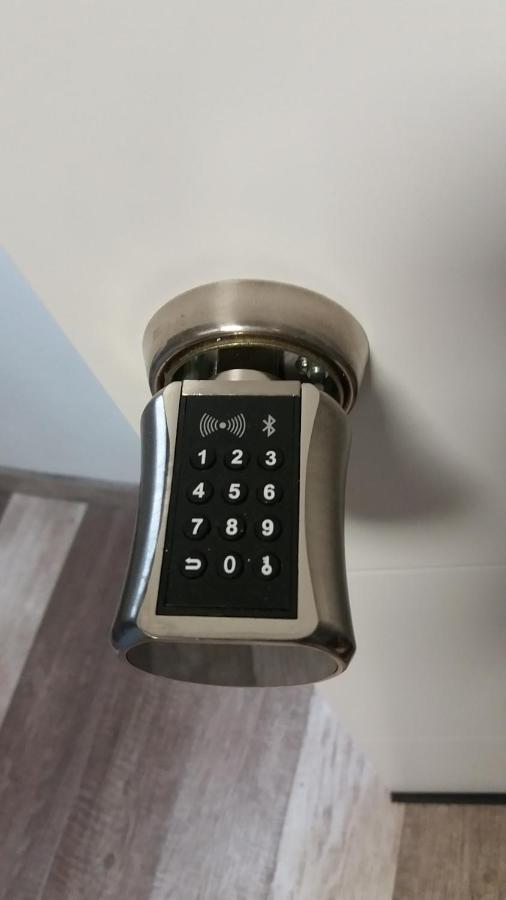 Aps Valdes De Apartamento